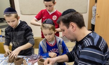 Наш гружок по лепки из глины 
